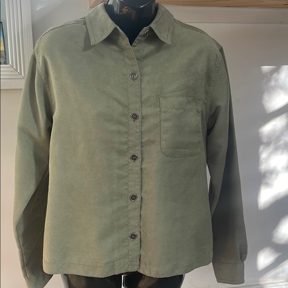 Chico’s blouse size 0.